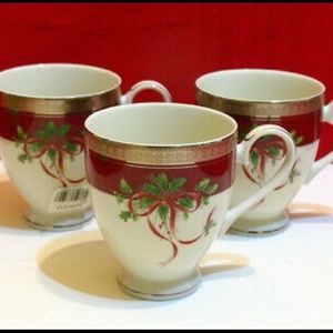 MIKASA 4 CUPS/MUGS SET NEW